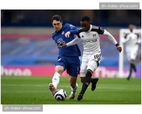 诺丁汉森林引进内茨增强边路，卡利穆恩多租借离队