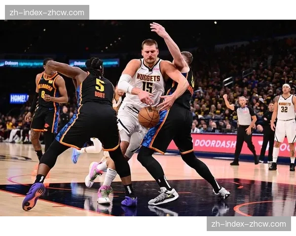 雷霆常规赛64胜18负联盟第一，攻防效率均位列前二